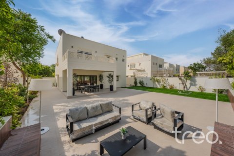 4 bedrooms Villa in Meadows, UAE No. 187991