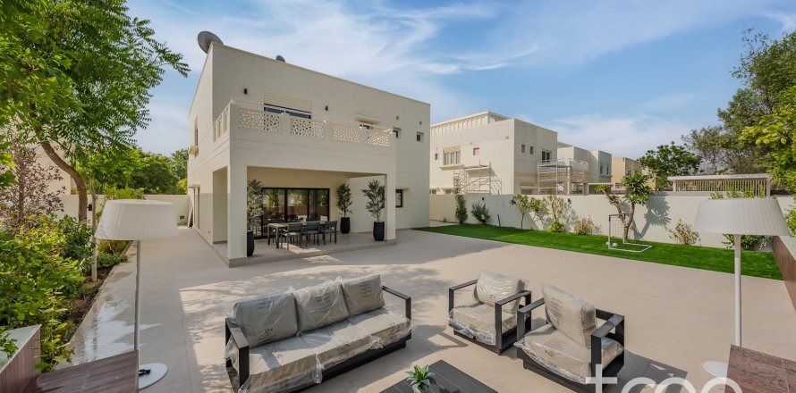 4 bedrooms Villa in Meadows, UAE No. 187991