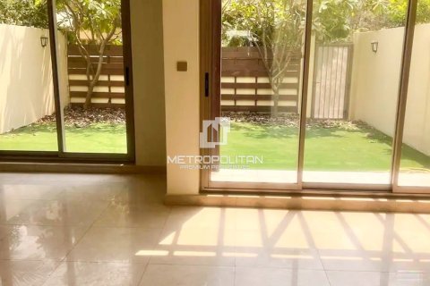 Townhouse de 3 dormitorios No. 129723 12