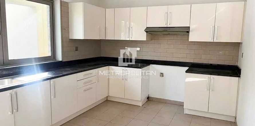 Townhouse de 3 dormitorios No. 129723