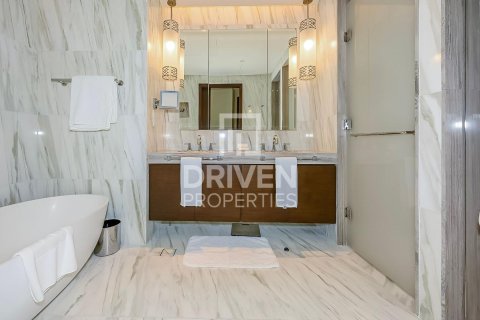 Apartment de 4 dormitorios en The Address Residence Fountain Views, UAE No. 84025 11