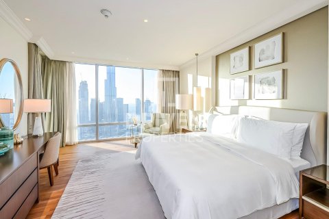 Apartment de 4 dormitorios en The Address Residence Fountain Views, UAE No. 84025 7