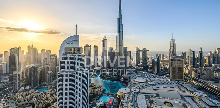 Apartment de 4 dormitorios en The Address Residence Fountain Views, UAE No. 84025