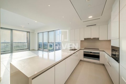 Apartment de 3 dormitorios en Al Wasl, UAE No. 84043 3