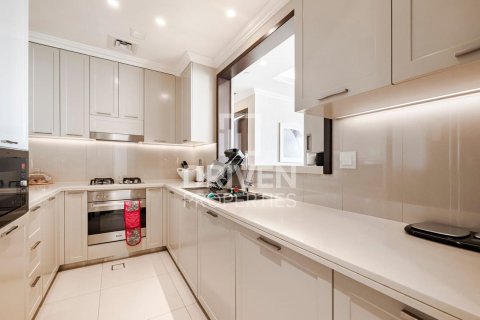 Apartment de 3 dormitorios en The Address Residence Fountain Views, UAE No. 84026 15
