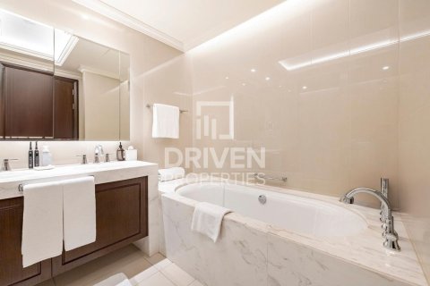 Apartment de 3 dormitorios en The Address Residence Fountain Views, UAE No. 84026 11