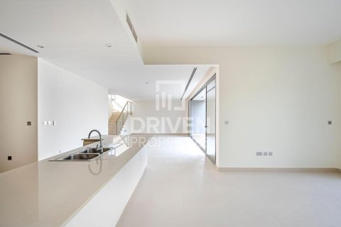 5 bedrooms Villa in Sidra Villas, UAE No. 192667 29