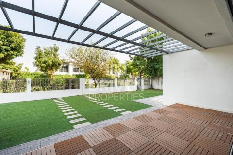 5 bedrooms Villa in Sidra Villas, UAE No. 192667 24