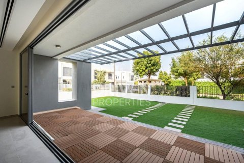 5 bedrooms Villa in Sidra Villas, UAE No. 192667 23