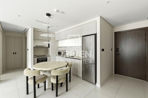 1 bedroom Apartment in EMAAR Beachfront, UAE No. 191912 4
