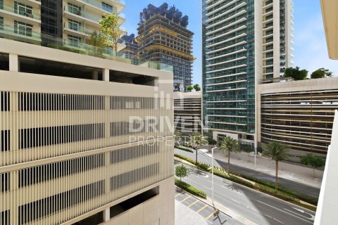1 bedroom Apartment in EMAAR Beachfront, UAE No. 191912 18
