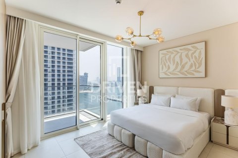 Квартира с 2 спальнями в EMAAR Beachfront, ОАЭ №191917 9
