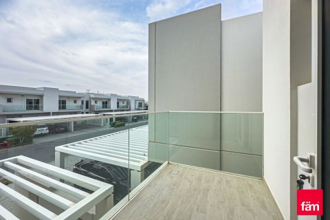 4 bedrooms Townhouse in Dubai, UAE No. 168100 3
