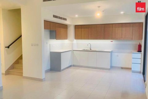 4 bedrooms Villa in Dubai, UAE No. 168103