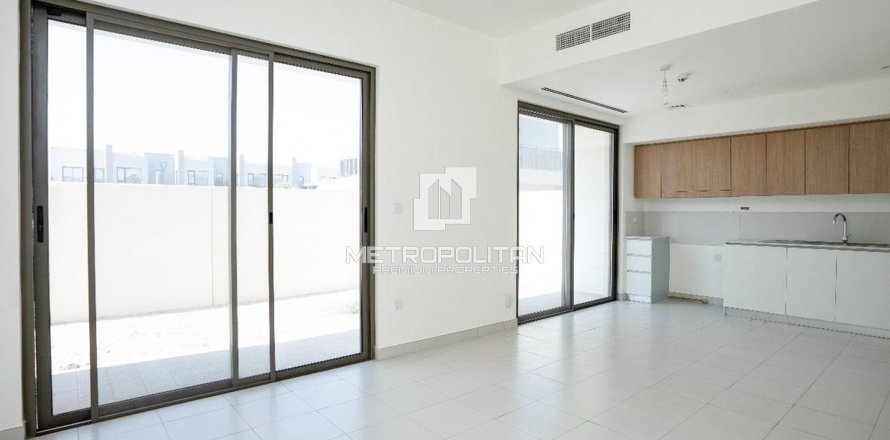 Townhouse de 3 dormitorios No. 130104