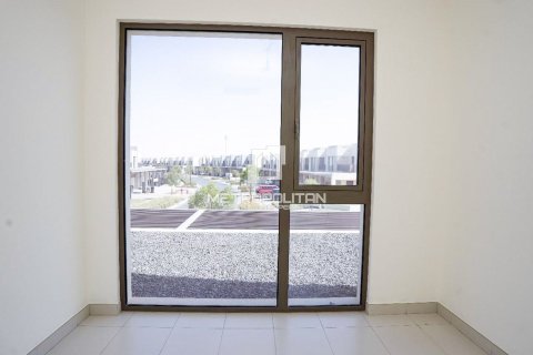 Townhouse de 3 dormitorios No. 130104 9