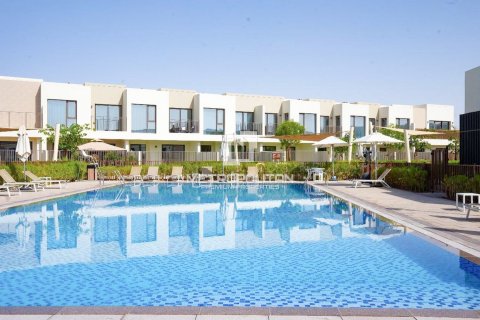 Townhouse de 3 dormitorios No. 130104 20