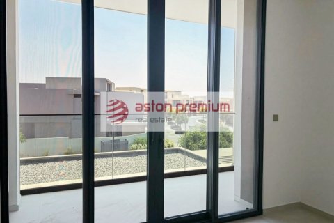 Villa de 4 dormitorios en Jebel Ali, UAE No. 170320 19