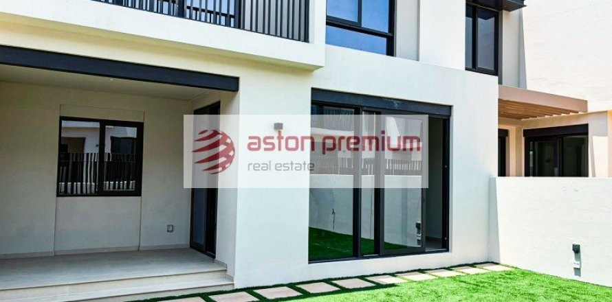 Townhouse de 4 dormitorios en Jebel Ali, UAE No. 170319