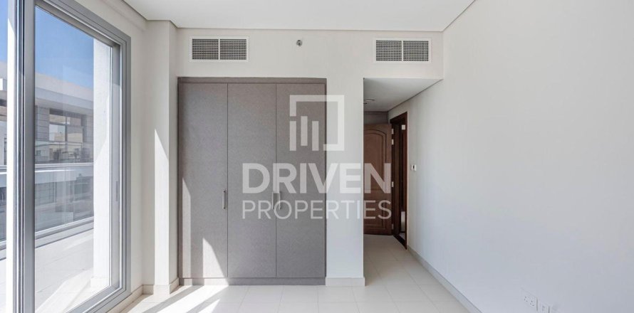 2 bedrooms Apartment in Meydan, UAE No. 193683