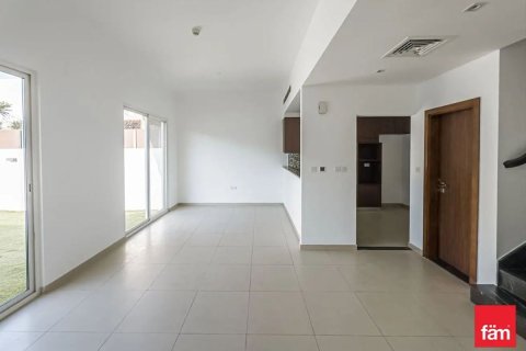 Townhouse de 3 dormitorios en Dubai, UAE No. 205337 4
