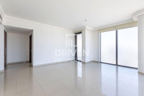 2 bedrooms Apartment in Boulevard Point, UAE No. 192679 4