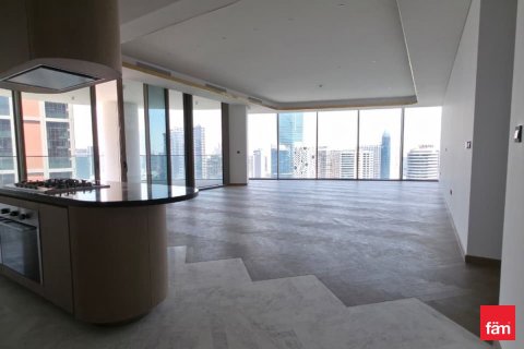 Appartement de 4 chambres à Business Bay, UAE No. 161829 8