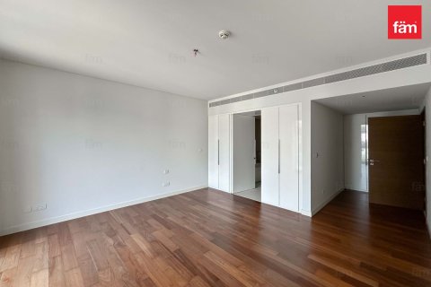 Appartement de 4 chambres  No. 111464 16