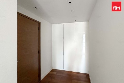 Appartement de 4 chambres  No. 111464 15