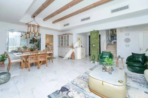 4 bedrooms Villa  No. 116646 2