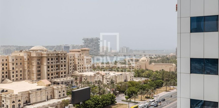 3 bedrooms Apartment in Dubai Marina, UAE No. 191637