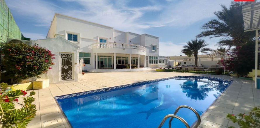 Villa de 10 chambres No. 127280