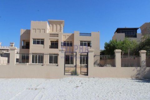 5 غرفة نوم  فيلا  رقم 118005 2