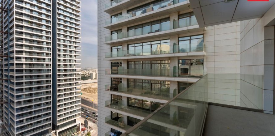 Apartment de 2 dormitorios en Dubai, UAE No. 135647