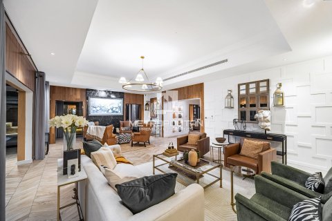 Вилла с 6 спальнями №128580 7