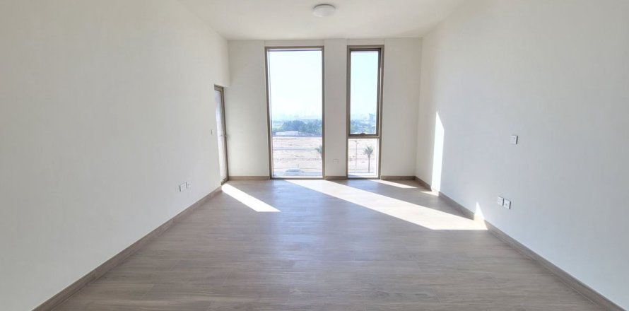 Квартира с 2 спальнями в Дубай, ОАЭ №146223