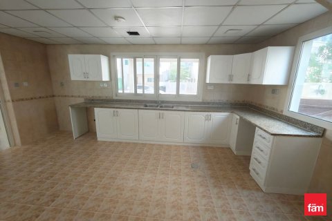 Villa de 4 dormitorios en Dubai, UAE No. 162795 9