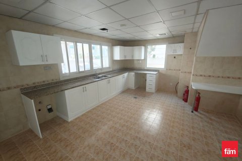 Villa de 4 dormitorios en Dubai, UAE No. 162795 10