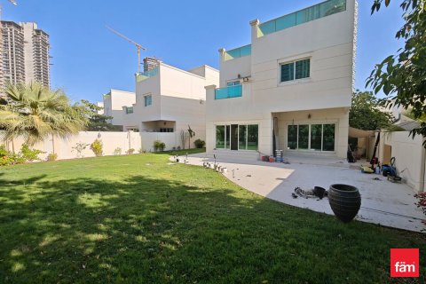 Villa de 4 dormitorios en Dubai, UAE No. 162795 14