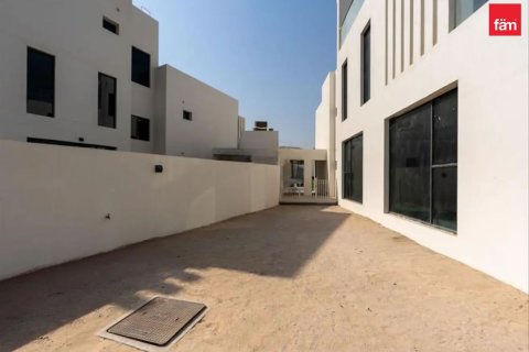 6 bedrooms Villa in Dubai, UAE No. 115908 8