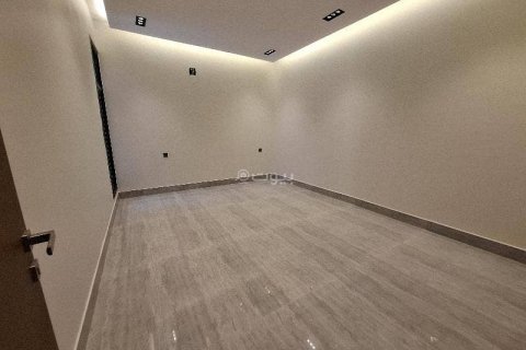 Villa de 6 dormitorios en Riyadh, Saudi Arabia No. 67525 3