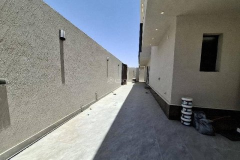 Villa de 6 dormitorios en Riyadh, Saudi Arabia No. 67525 1