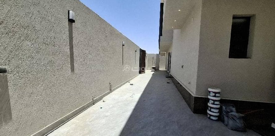Villa de 6 dormitorios en Riyadh, Saudi Arabia No. 67525