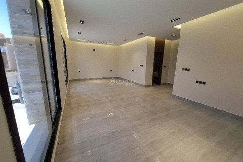 Villa de 6 dormitorios en Riyadh, Saudi Arabia No. 67525 14
