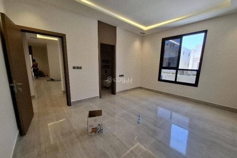 Villa de 6 dormitorios en Riyadh, Saudi Arabia No. 67525 11