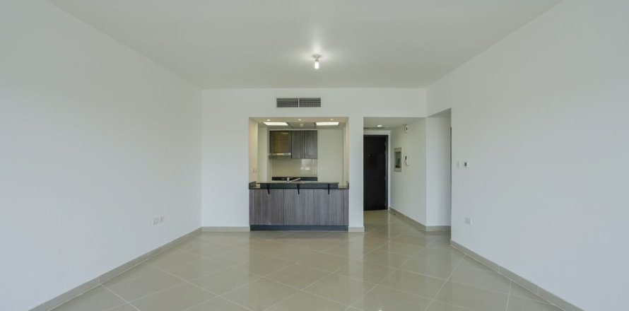 2 bedrooms Apartment in Al Reef, UAE No. 79993