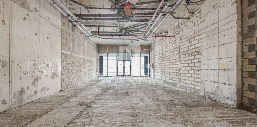 Commercial property de 119m² en Meydan, UAE No. 80005