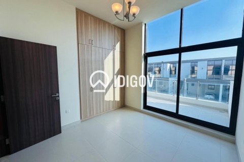 4 bedrooms Townhouse in District 11, UAE No. 184761 10