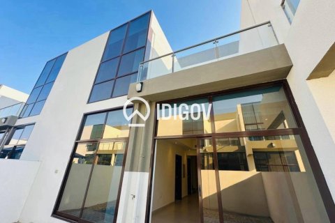 4 bedrooms Townhouse in District 11, UAE No. 184761 2