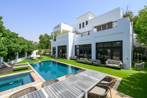 Villa de 6 dormitorios en Jasmine Leaf, UAE No. 90753 2